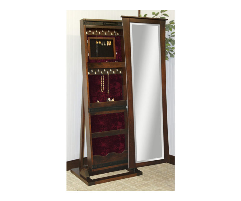 Felix Shaker Leaner Jewelry