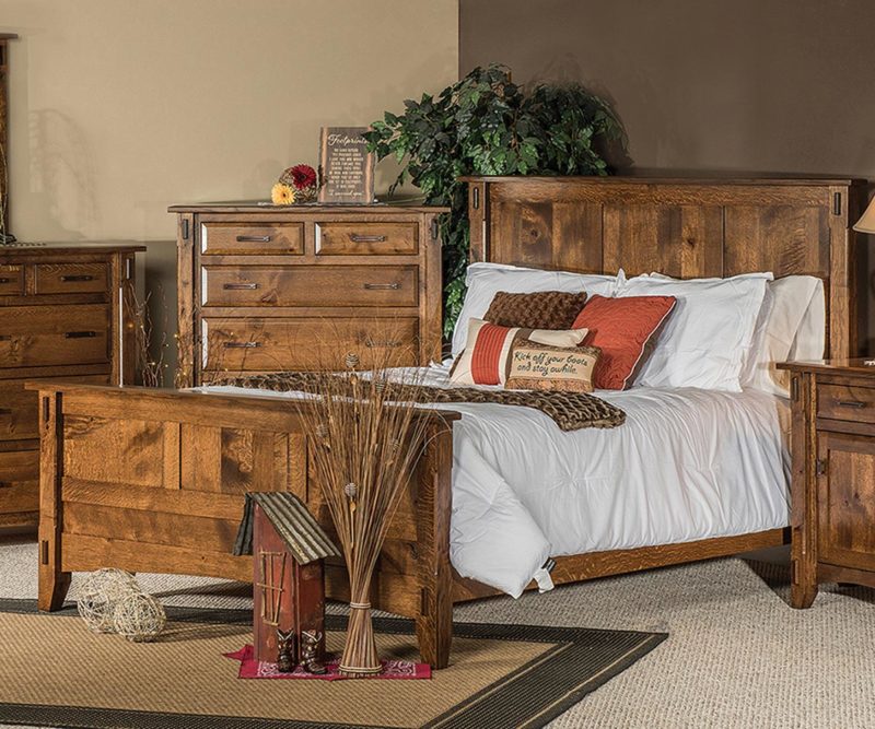 Udell Bedroom Collection